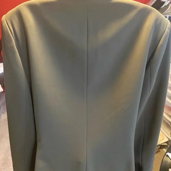 VINTAGE WOMENS JONES NEW YORK PLATINUM OLIVE GREEN PANTS SUIT - Picture 7 of 15